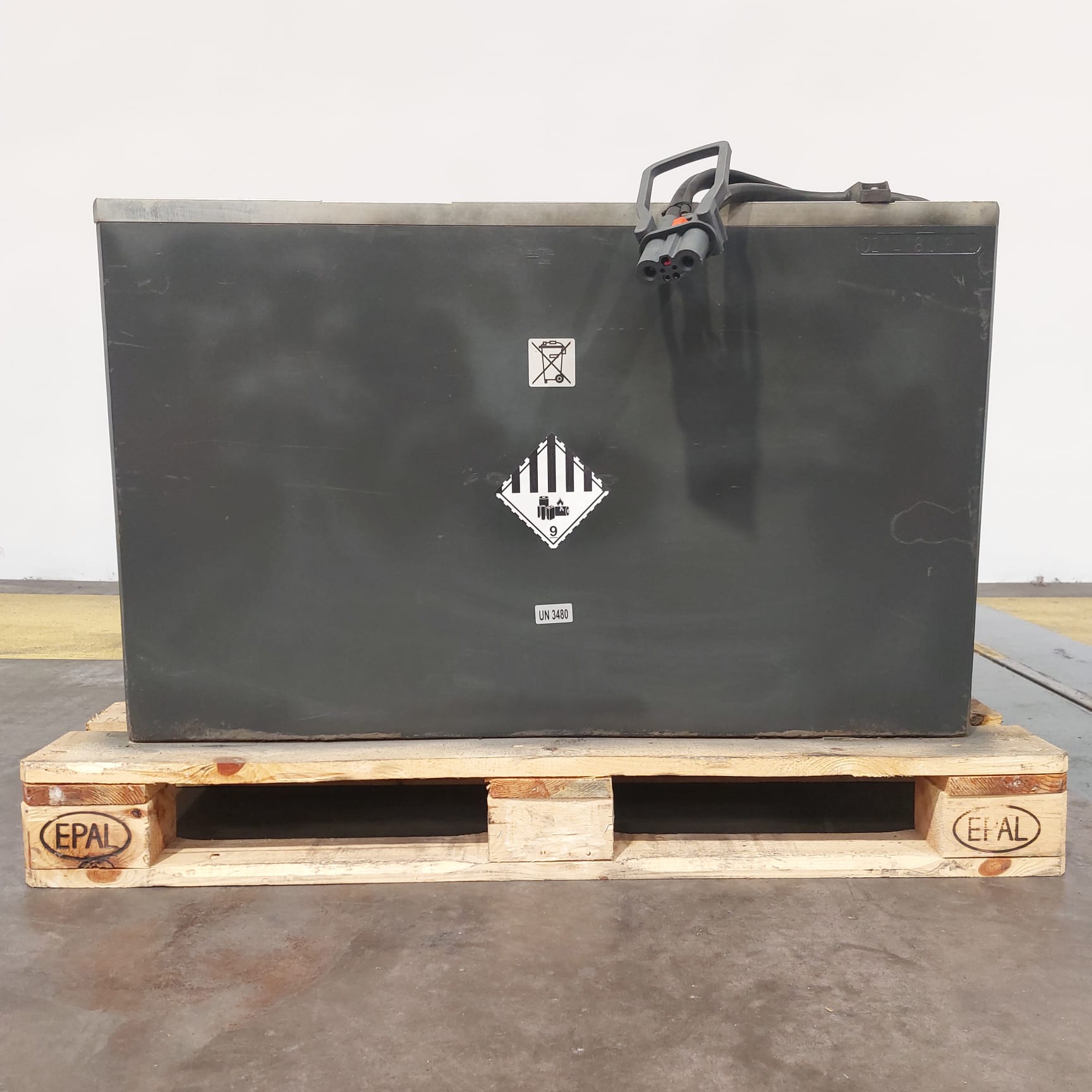 Bateria Li-Ion 90V 670Ah 60,3kWh 5.2 - Imagen 2